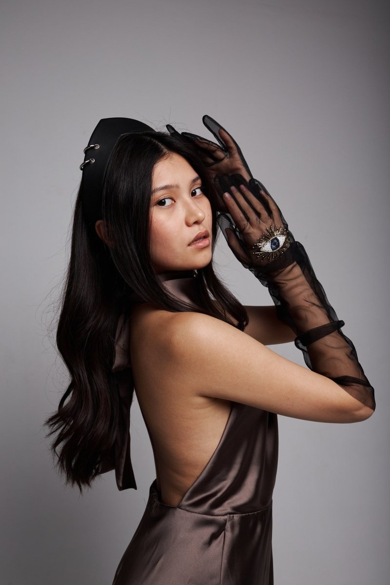 Long Gloves, "Eyes” in Black - Stashe