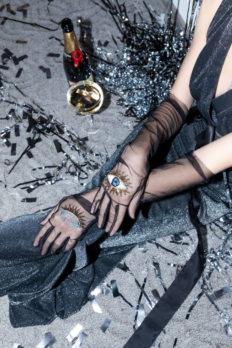 Long Gloves, "Eyes” in Black - Stashe