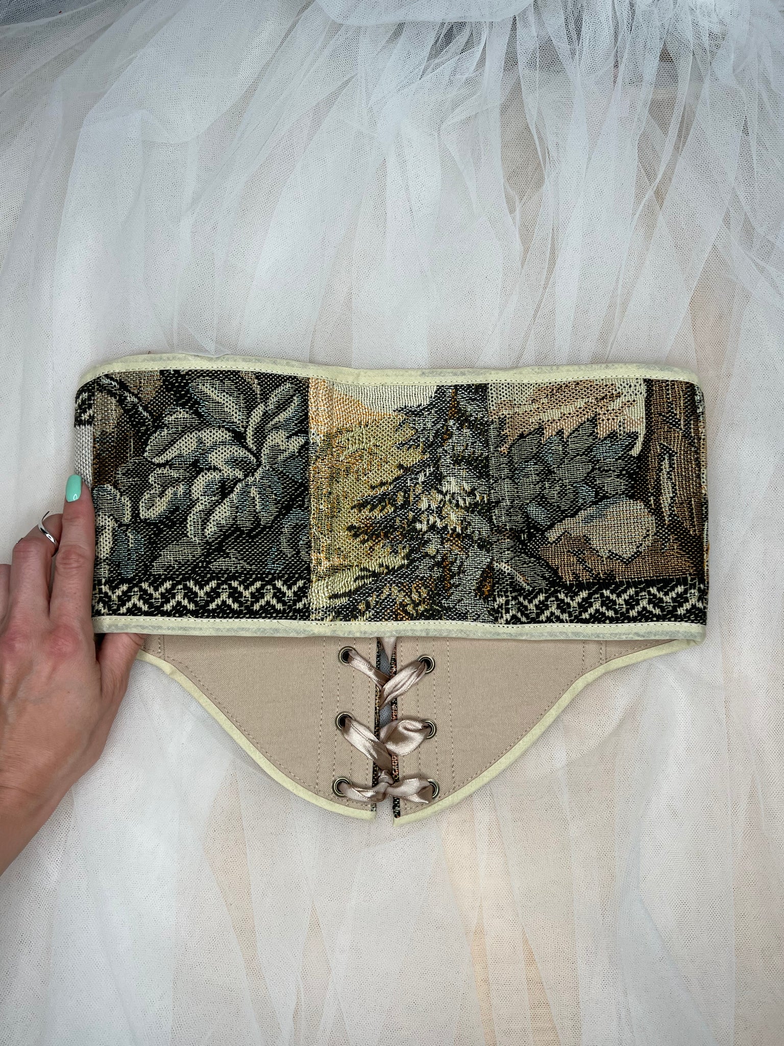 NEW Vintage Tapestry Lace-up Corset Belt, “Deer Scene” pattern, Size S-M (US 2-8)