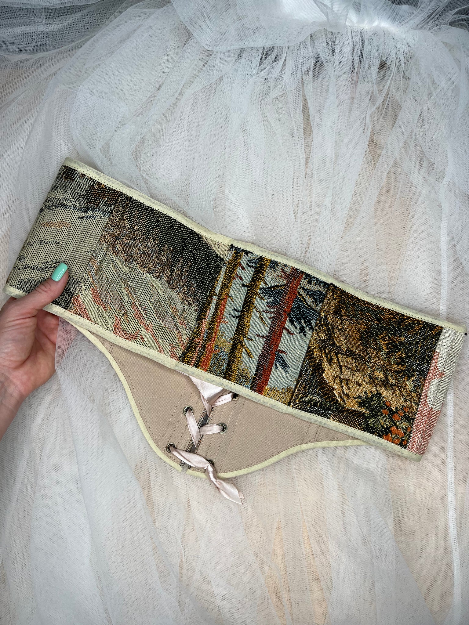 New Vintage Tapestry Front Lace-up Corset Belt, "Sunrise Magic” Pattern, Size L (US 10-18)