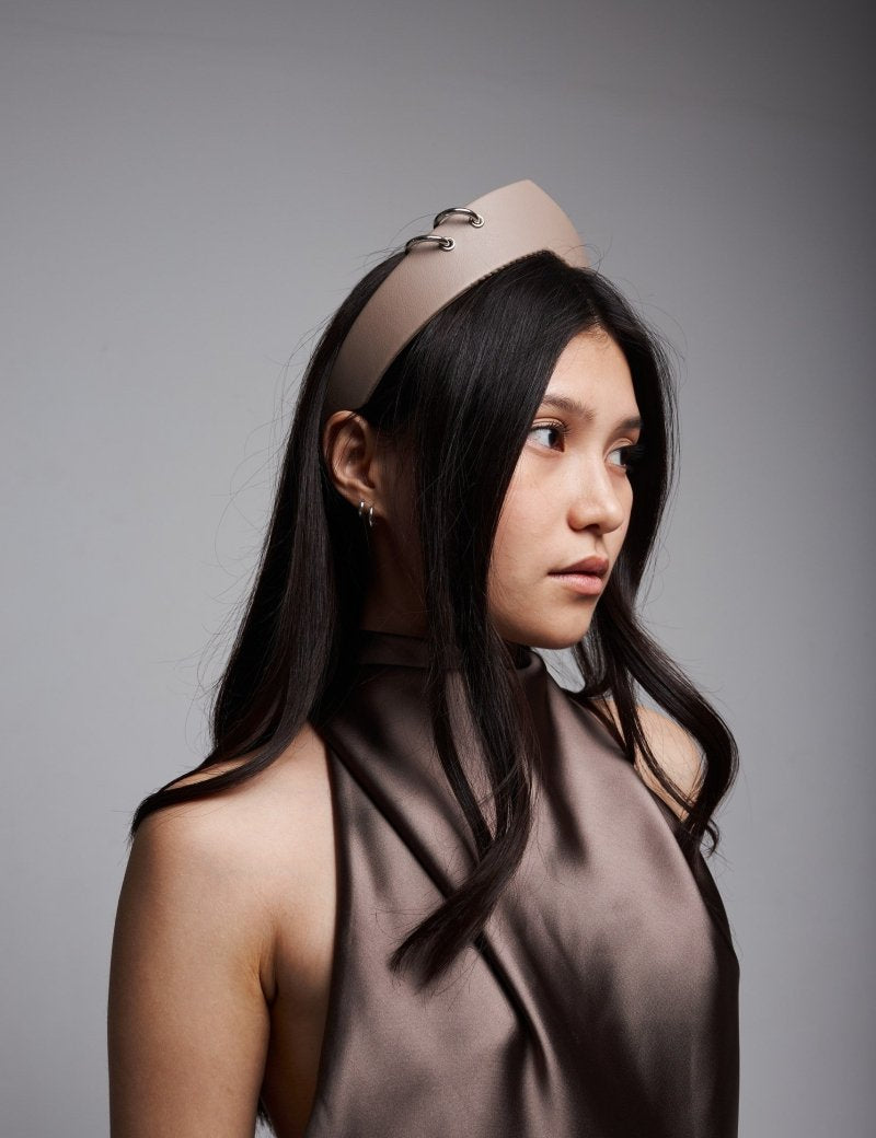 Pointed Tiara Headband with 2 Rings, Beige - Stashe