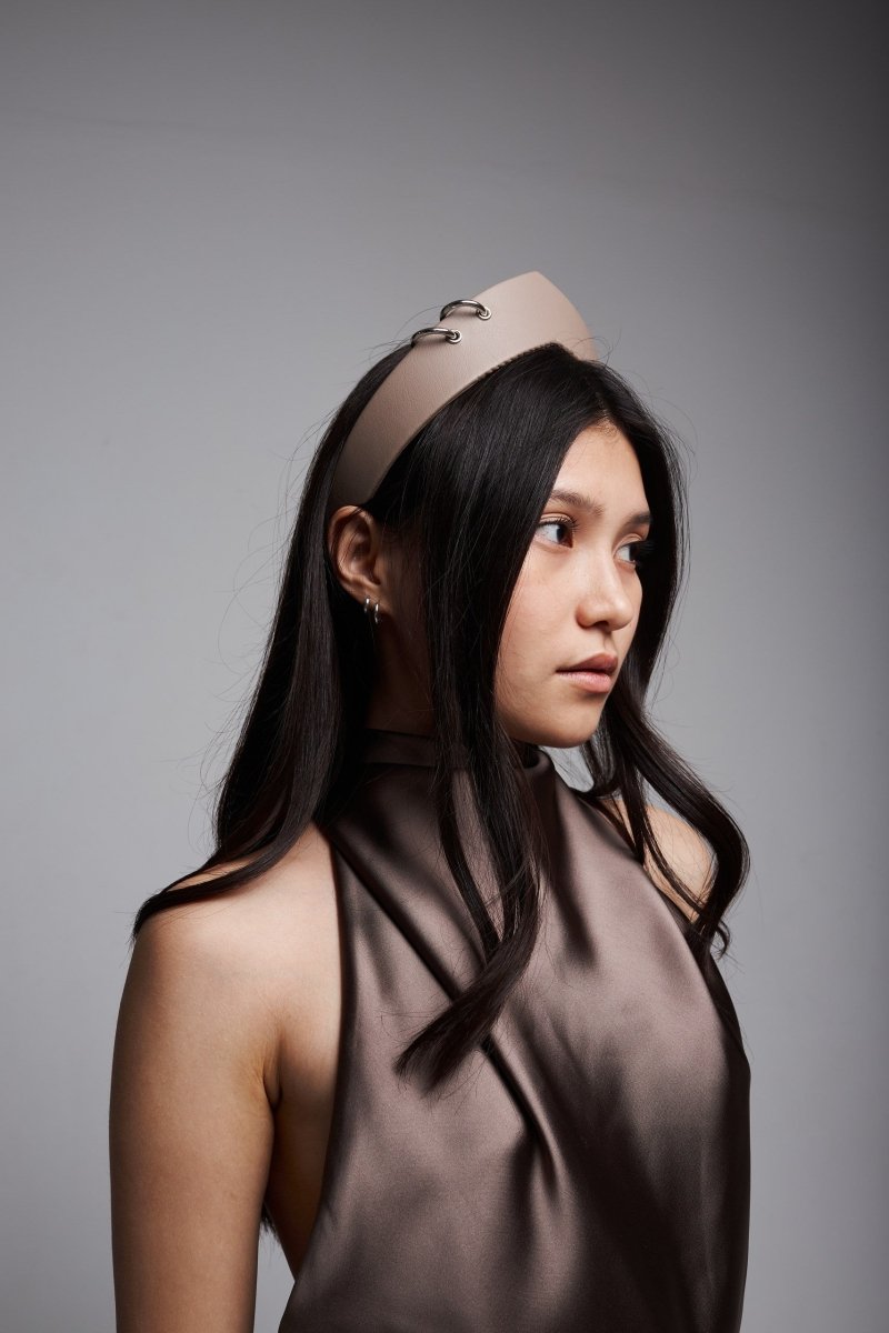 Pointed Tiara Headband with 2 Rings, Beige - Stashe