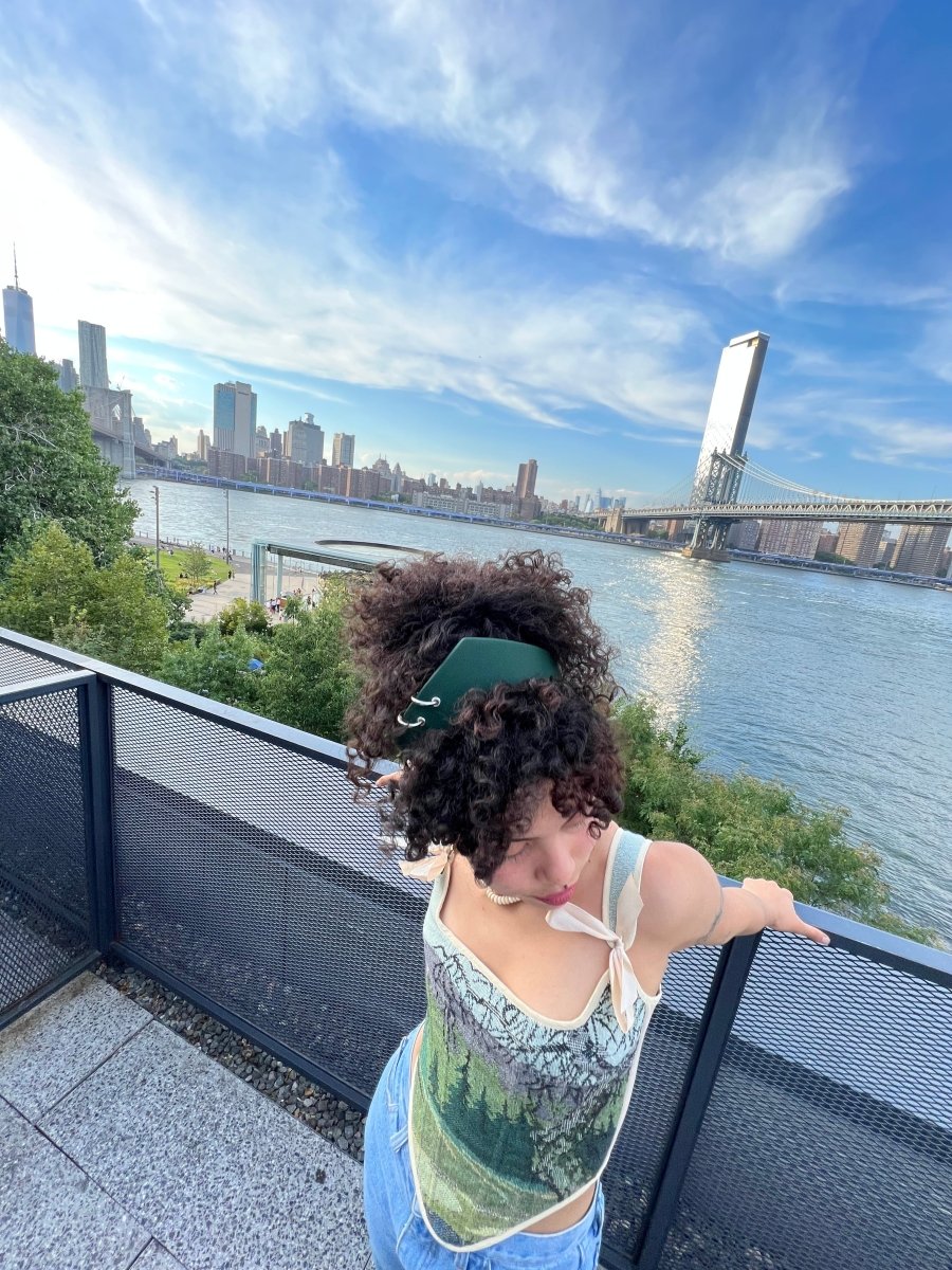 Pointed Tiara Headband with 2 Rings, Emerald - Stashe