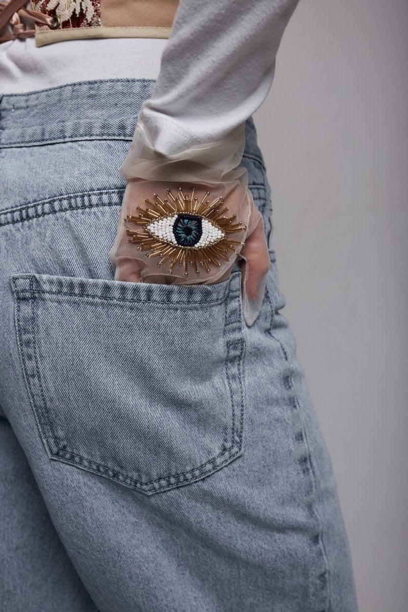 Short Gloves, "Eyes” in White - Stashe