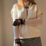 Short Gloves, "Heart" in Black - Stashe