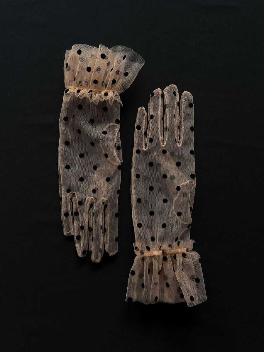 Short Gloves, "Polka Dot” in Beige - Stashe