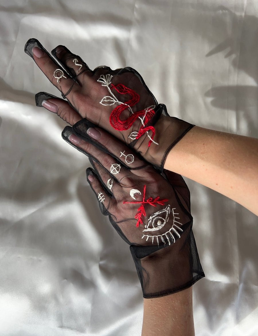 Embroidered Tulle Gloves, "Tarot" in Black - Stashe