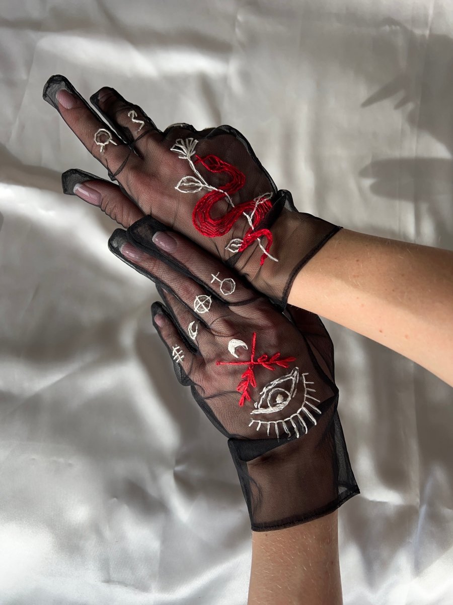 Embroidered Tulle Gloves, "Tarot" in Black - Stashe