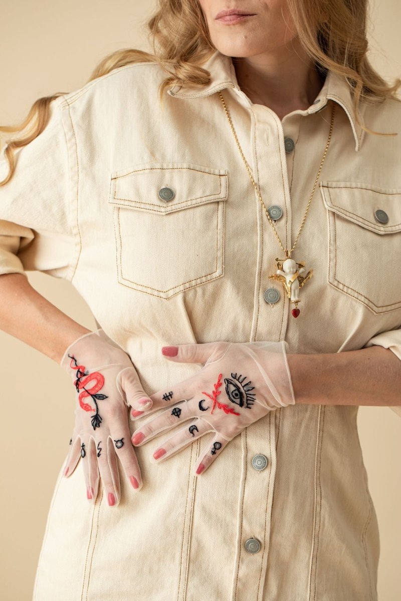 Embroidered Tulle Gloves, "Tarot" in White - Stashe